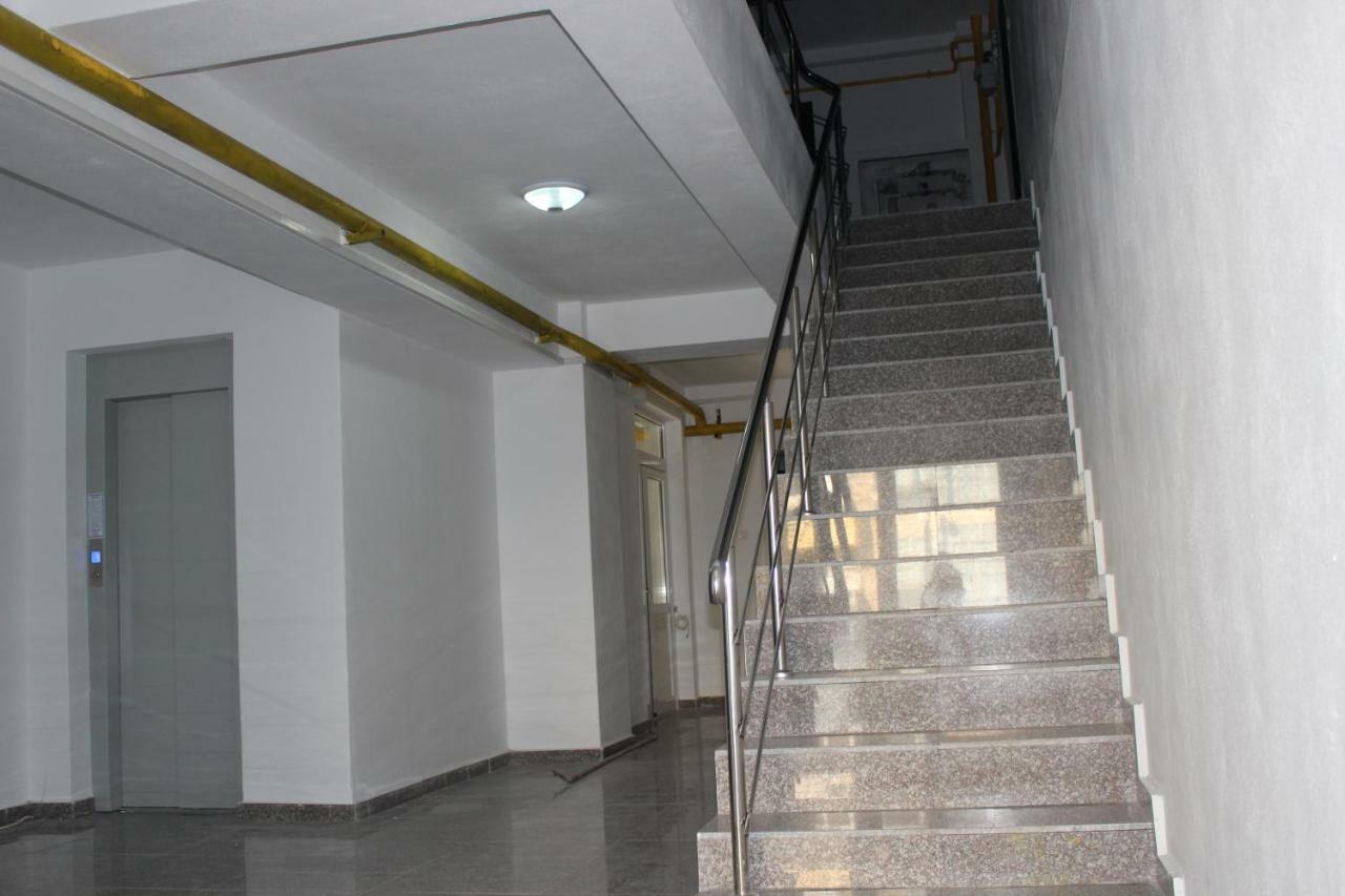 Still Apartament Craiova Exterior photo